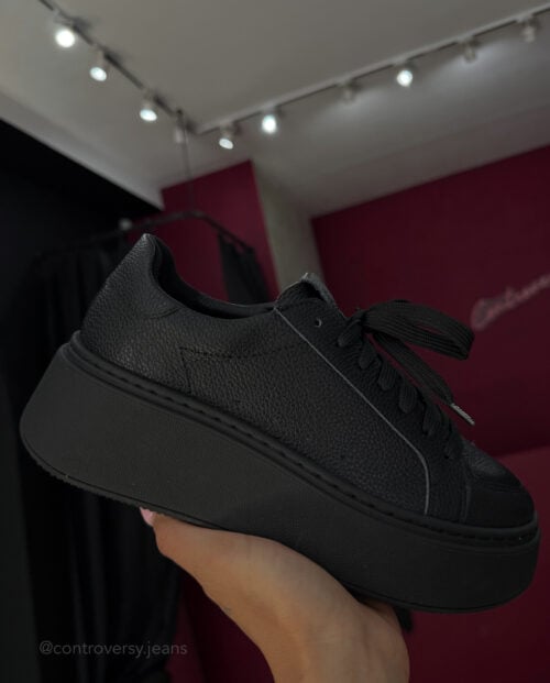 COMPLETED SNEAKERS 01 BLACK