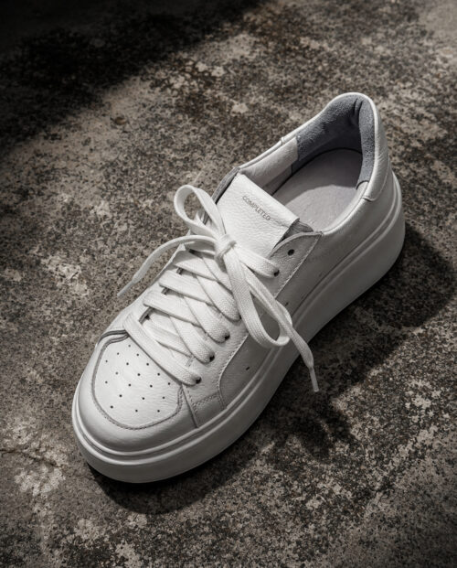 COMPLETED SNEAKERS 01
