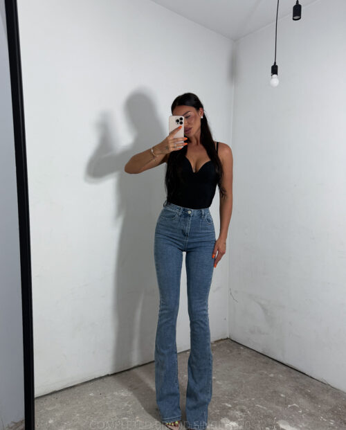 MID BLUE  SCULPT FIT FLARE JEANS