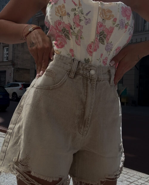 SHORTS 6